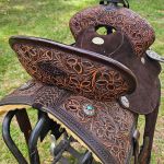 Sela Tambor Oficial Protec Horse Neoprene Bordado em Couro Floral Aba Quadrada #8189