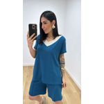 Conjunto Adriana Petróleo