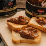 Doce de Leite com Tradicional Tropical lata com 420 gramas