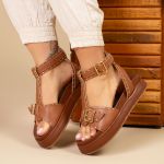 Sandália Flatform Com Spikes Rast Shoes Confort – Caramelo