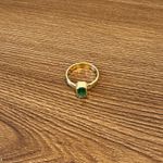 Anel em Ouro 18K de Esmeralda Retangular 8x6mm 5.5g