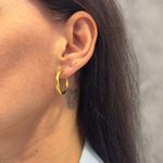 Argola de Ouro 18k 750 Levemente Torcida 2.4g 25mm 
