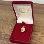Pingente em Ouro 18K Concha com Pérola 4.0g 27.0mm