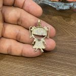 Pingente em Ouro 18K Zircônia Menina 5.9g 42.0mm