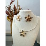 Conjunto Colar e Brinco Dourado/Prata Flor