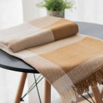 Manta Xadrez Casal Multiuso 100% Algodão p/ Cama, Sofá - Caramelo com Bege