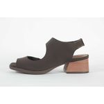 Sandália Salto Baixo Neoprene Café Ref. 09751.09422