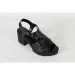  Sandalia de Couro Tratorada Preto Ref. 09612.09903