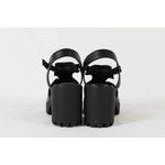  Sandalia de Couro Tratorada Preto Ref. 09612.09903