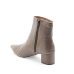 Bota Bico Fino Couro Louvre Taupe