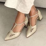 Scarpin Couro Chelles Gelo