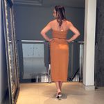 Conjunto saia e cropped Emma CARAMELO