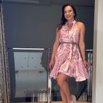 Vestido estampado curto Catarina rosa