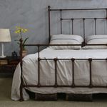 Cama Versailles Queen Pez. Alta