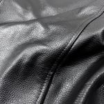 JAQUETA GOLA PADRE COURO PRETO RHOUKER 