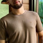 Camiseta Tricot Leve Clássica Ocre