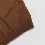 POLO TRICOT LEVE DETALHE GOLA MARROM