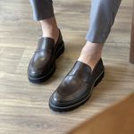 SAPATO MASCULINO LOAFER TRATORADO CAFÉ - NEW YORK RHOUKER
