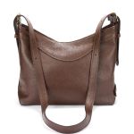 Bolsa Feminina Transversal e Ombro com Regulagem Sacola Média em Couro Legitimo Café