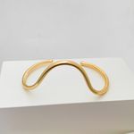 Bracelete Ondulado Aberto Banhado A Ouro 18k 