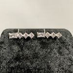 Brinco com Zirconia Geometricas Prata 925
