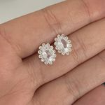 Brinco Oval com Zirconia Cristal Prata 925