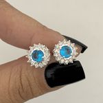 Brinco Redondo Zirconia Azul Prata 925