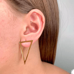 Brinco Triangulo Banhado A Ouro 18k