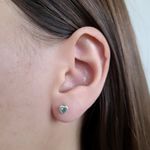 Brinco Baby Coraçao Zirconia Verde Prata 925