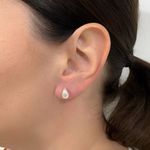 Brinco Gota Pequena Renda Italiana Prata 925
