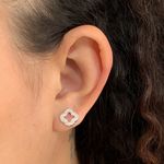 Brinco Trevo Vazado com Zirconia Prata 925