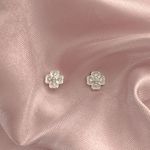 Brinco Prata Legítima 925 Trevo Pequeno com Zirconia