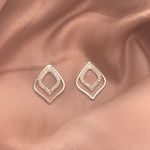 Brinco Losango Duplo com Zirconia Vazado Prata 925