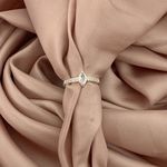 Anel Prata Legitima 925 Navete com Zirconia Cristal e Zirconia no Aro 