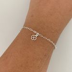 Pulseira Pingente Trevo Vazado e Zirconia Verde Prata 925