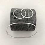 Kit Bracelete Fio 2mm Anatômico e Argola Redonda Fio Quadrado 2,5cm Prata 925