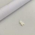 Colar Ponto Luz Menino em Madre Perola Fio Nylon 40cm