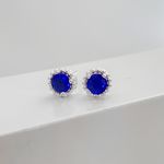 Brinco Prata Legitima 925 Zirconia Azul Redonda com Base Trabalhada