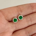 Brinco Prata Legitima 925 Zirconia Verde Redonda com Base Trabalhada