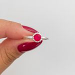 Anel Prata Legitima 925 Zirconia Cereja Redonda com Base Trabalhada