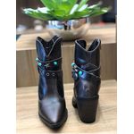 BOTA COURO LISO MARROM COM PEDRAS
