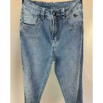 JEANS ARENA