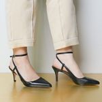 Slingback Scarpin Preto Salto Fino