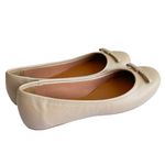 Sapatilha Confort Bege em Couro Bico Redondo