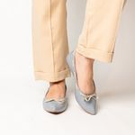 Sapatilha Confort Azul Hortênsia em Couro Bico Fino