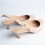 Slingback em Couro Salto Fino Bege Carmem
