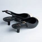 Slingback em Couro Salto Fino Preto/Off White Carmem