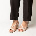 Sandália Off White Salto Bloco Couro