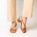 Sandália Caramelo Salto Bloco Couro