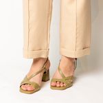 Sandália Verde Pistache Salto Bloco Couro